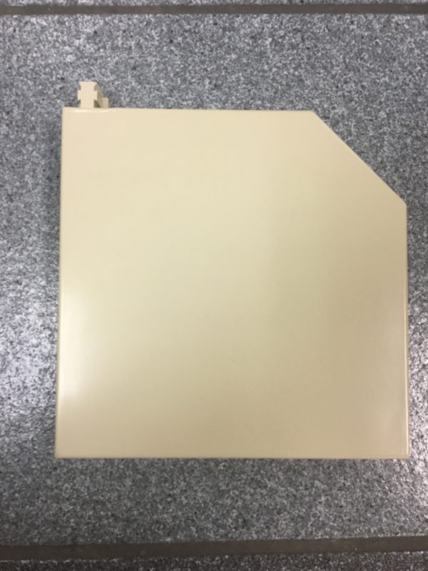 square end plate for roller shutter